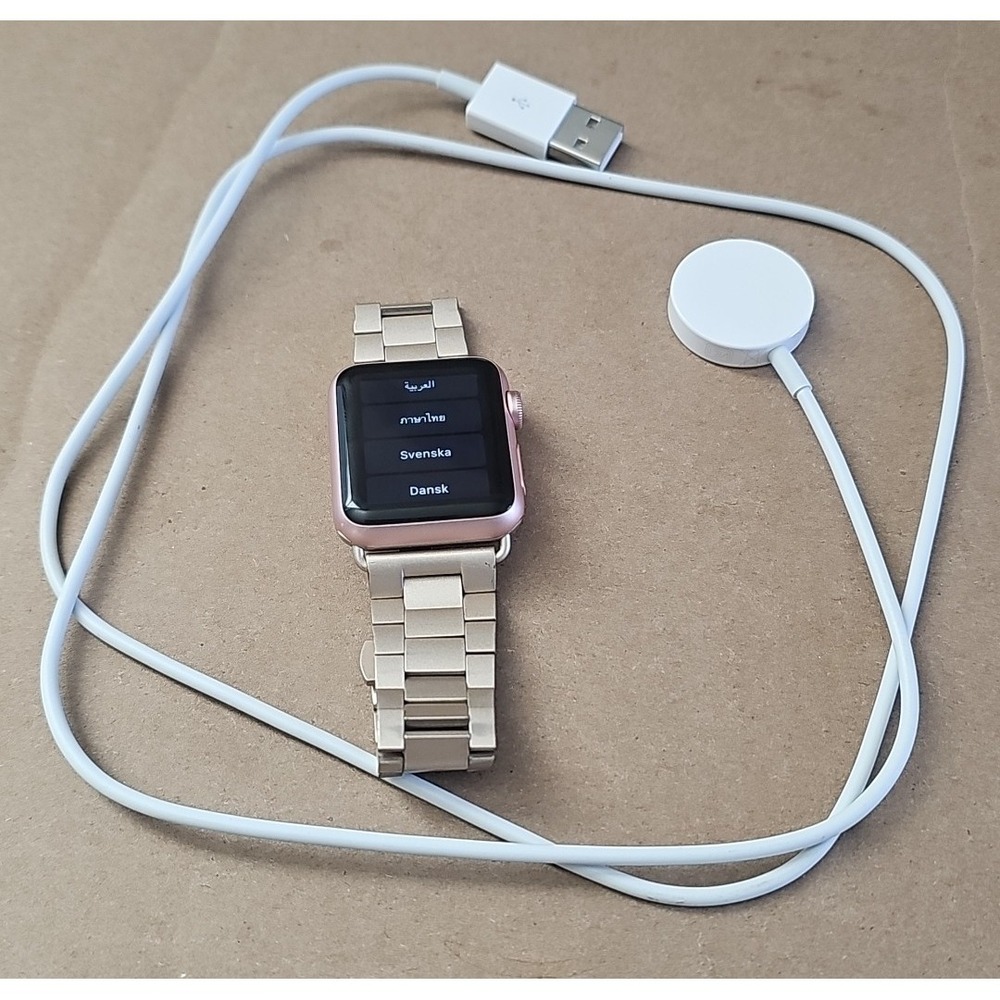 apple watch series 1 38 mm Aluminum Case - Picture 2 of 9